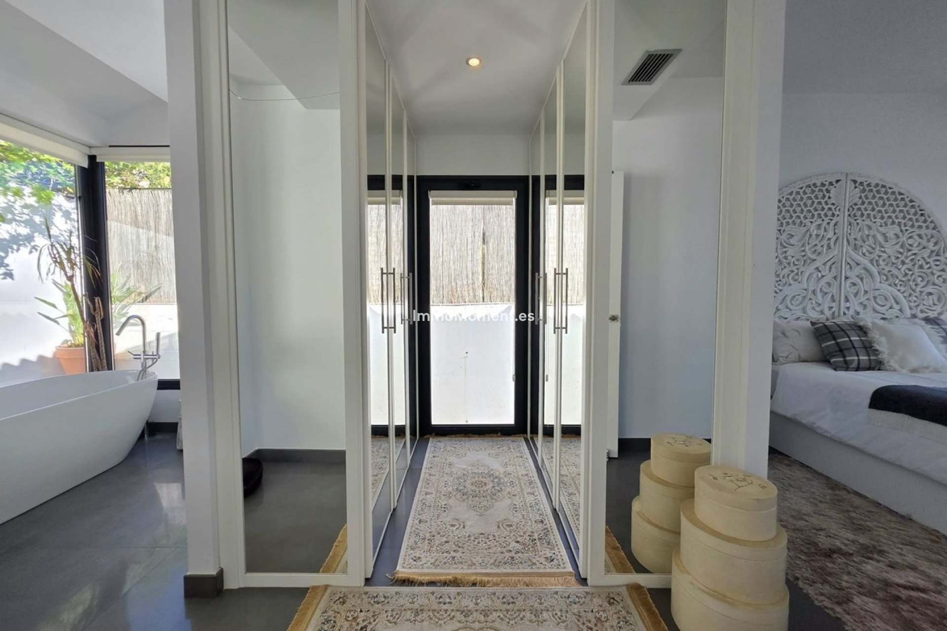 Resale - Villa - Estepona - Estepona Centro