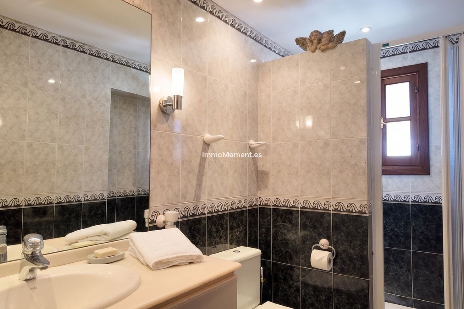 Resale - Villa - Estepona - Estepona Centro