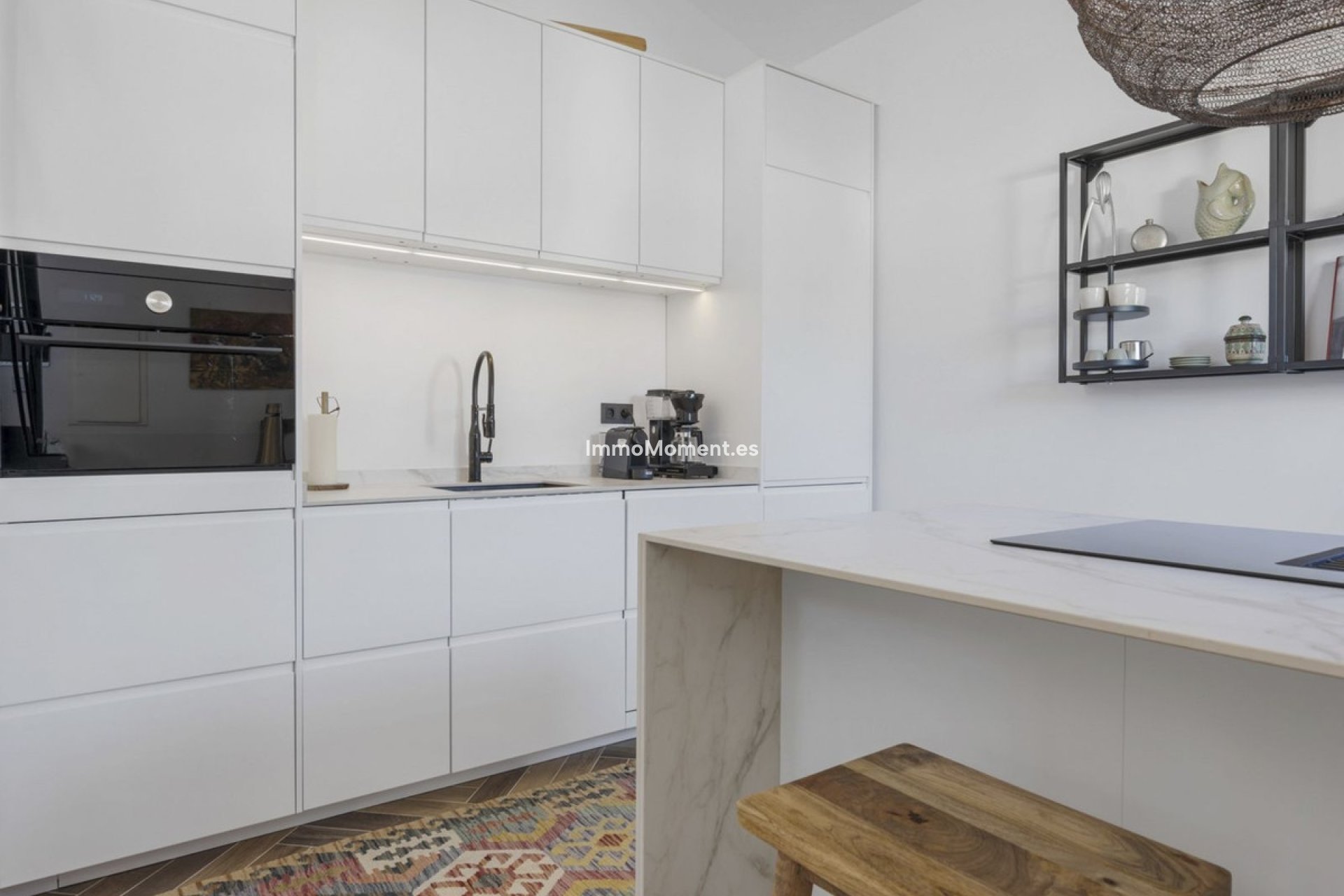 Resale - Villa - Estepona - Estepona Centro