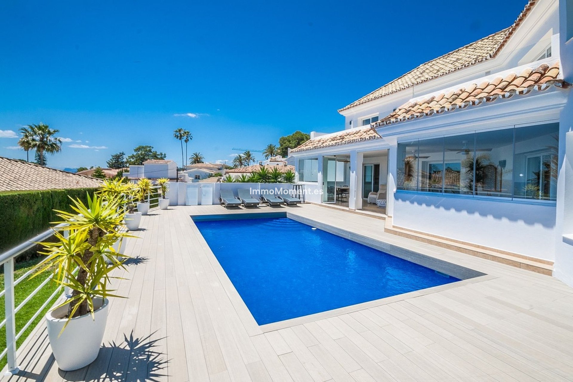 Resale - Villa - Estepona - Estepona Centro