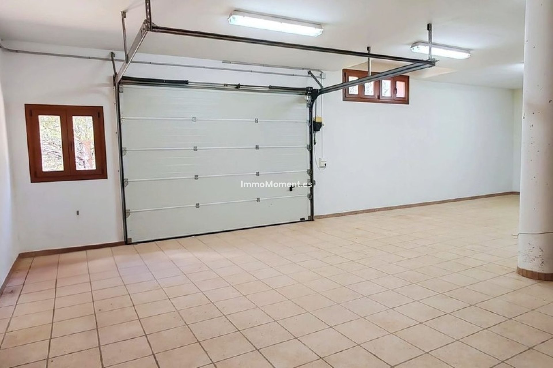 Resale - Villa - Estepona - Estepona Centro