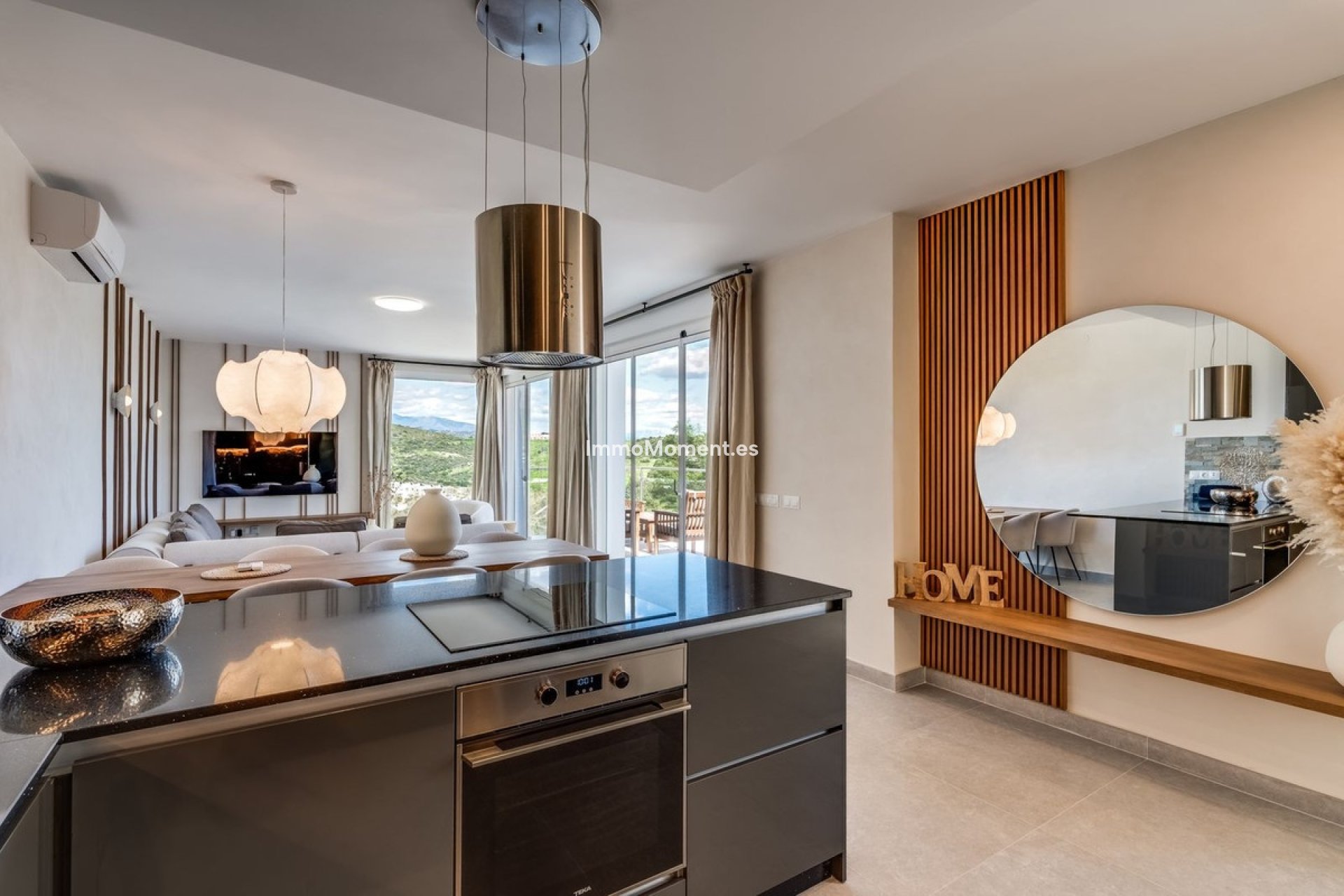 Resale - Villa - Estepona - Estepona Centro