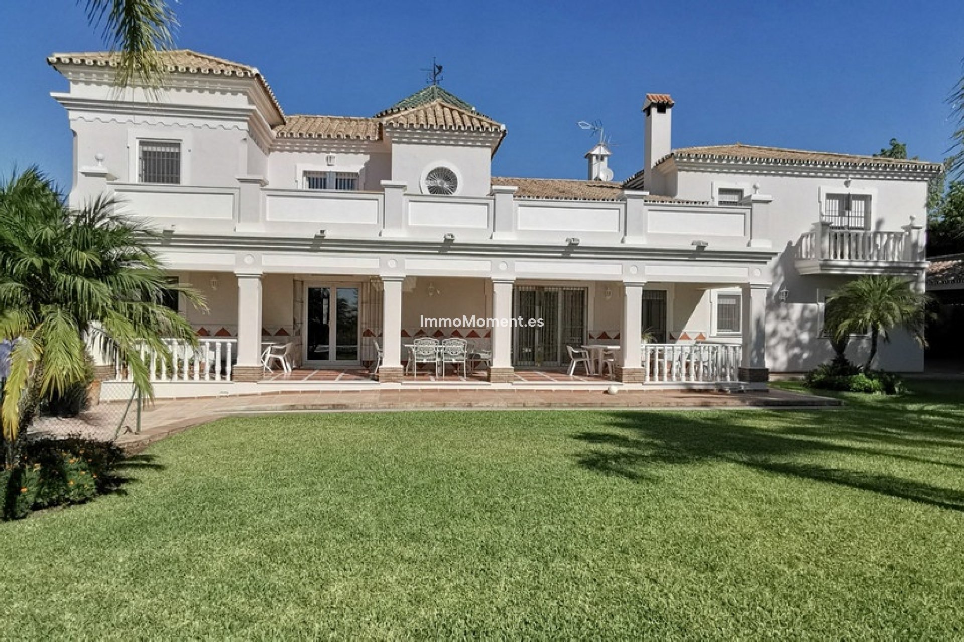 Resale - Villa - Estepona - Estepona Centro