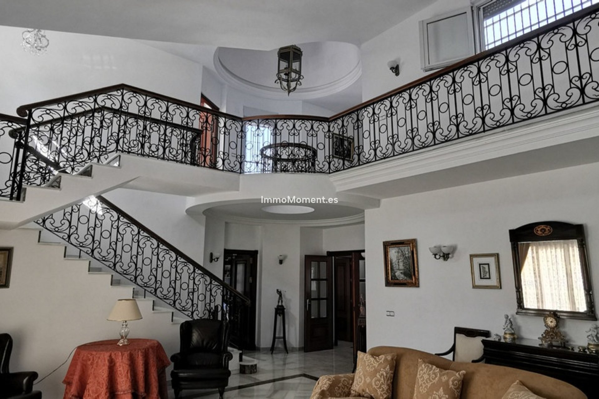 Resale - Villa - Estepona - Estepona Centro
