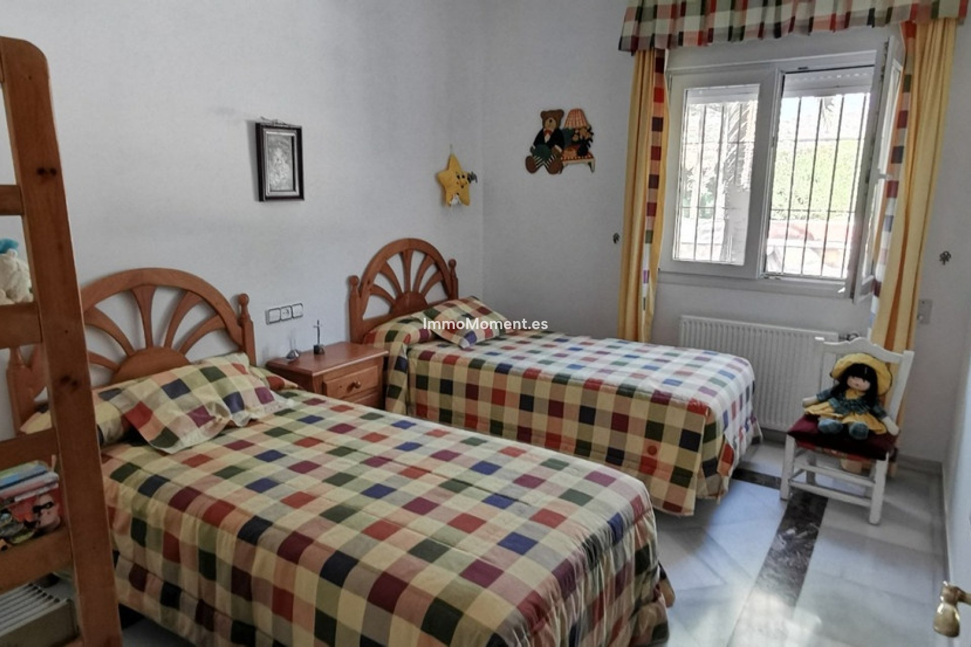 Resale - Villa - Estepona - Estepona Centro