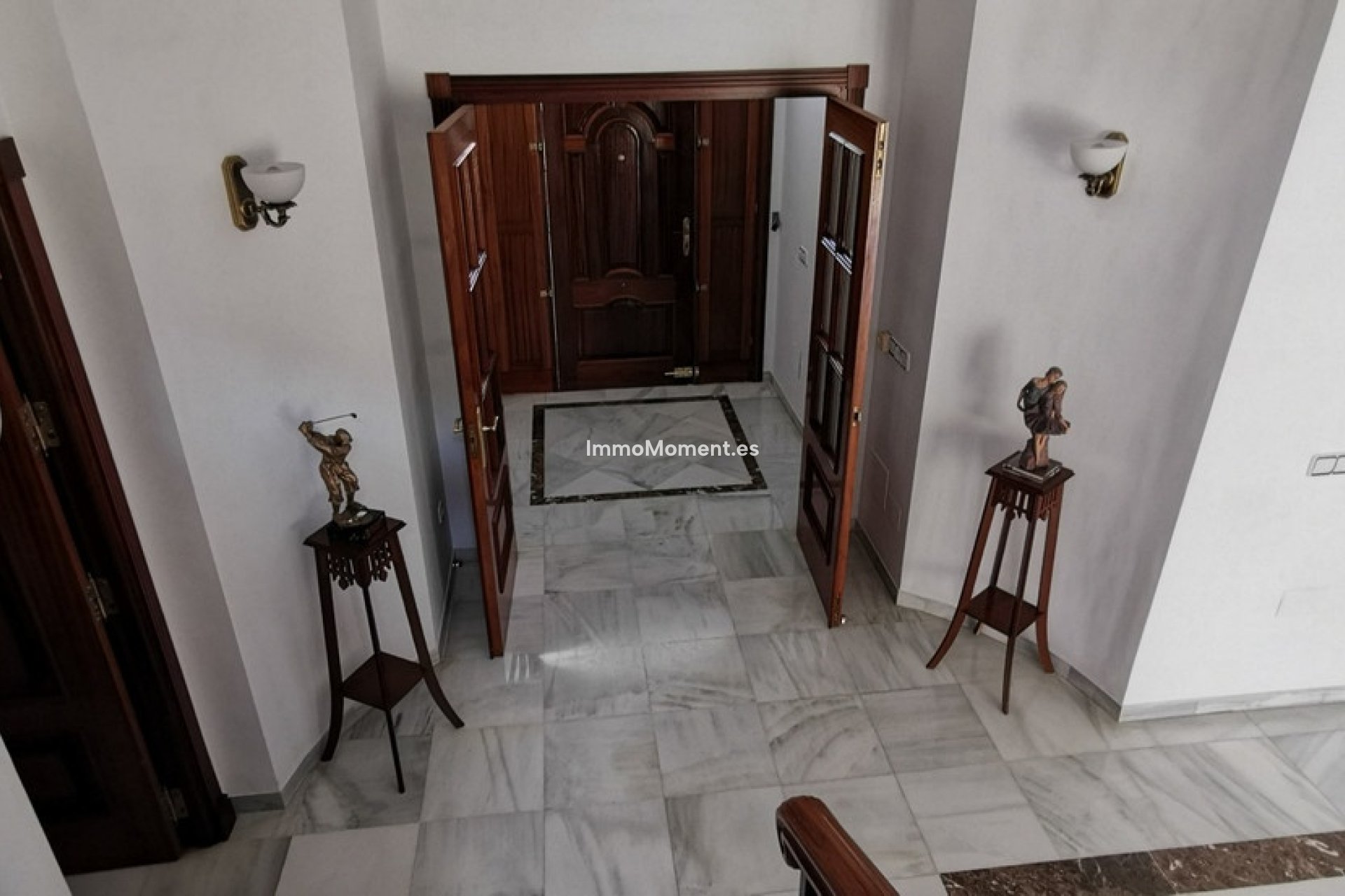 Resale - Villa - Estepona - Estepona Centro