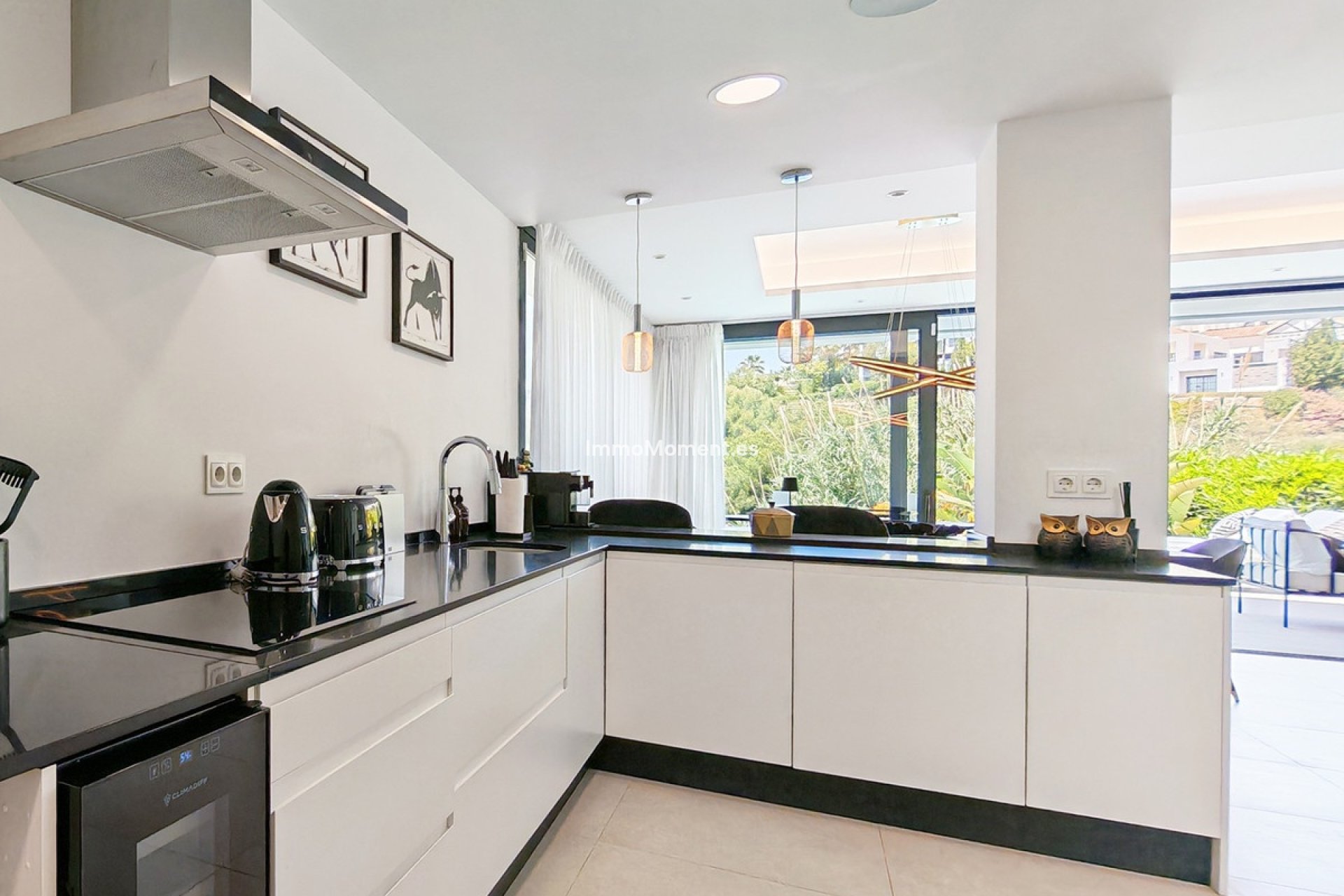 Resale - Villa - Estepona - Estepona Centro