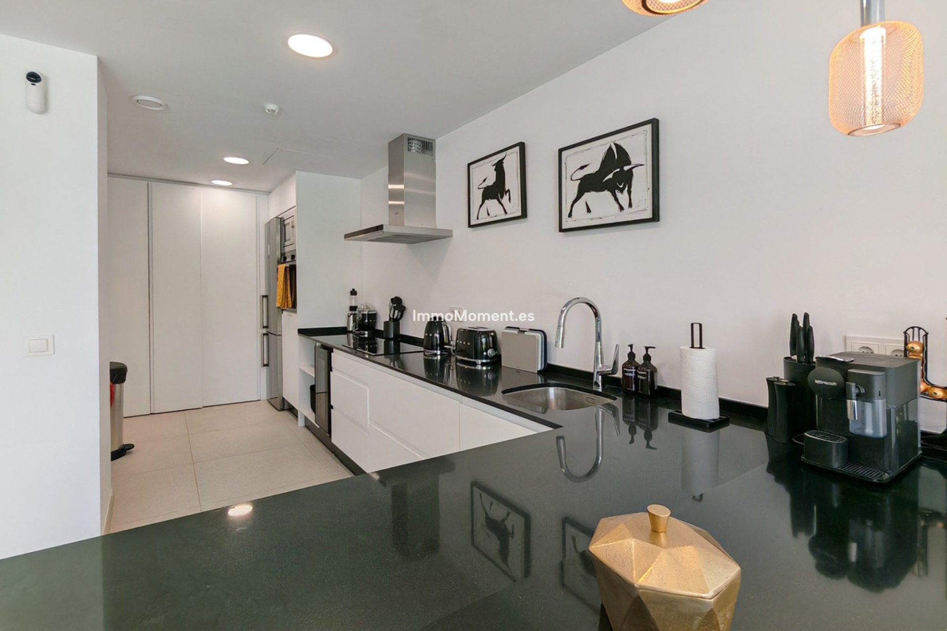 Resale - Villa - Estepona - Estepona Centro