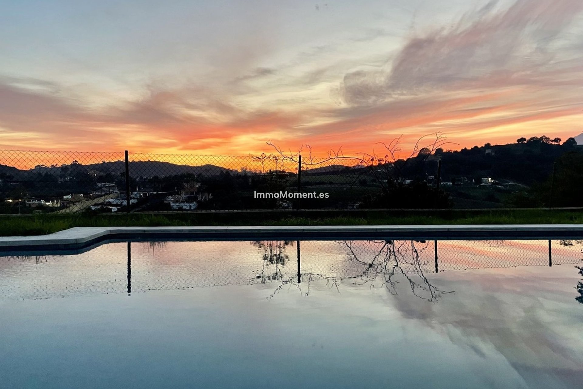 Resale - Villa - Estepona - Estepona Centro