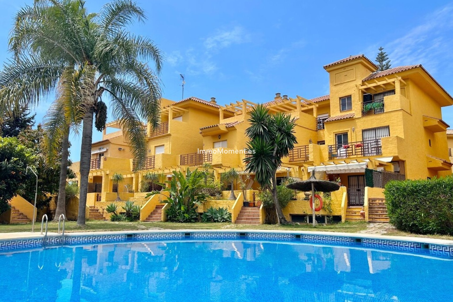 Resale - Villa - Estepona - Estepona Centro