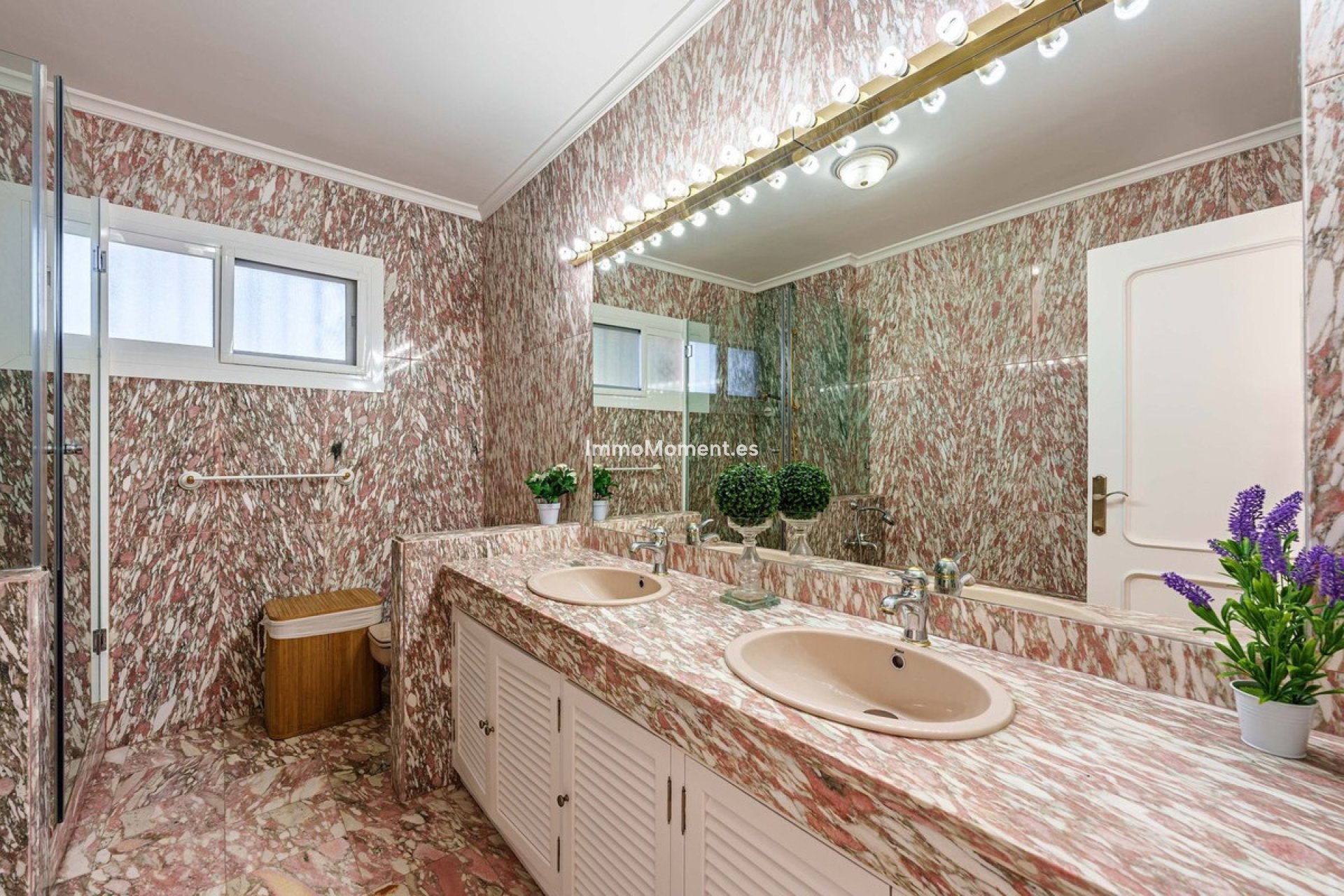 Resale - Villa - Estepona - New Golden Mile