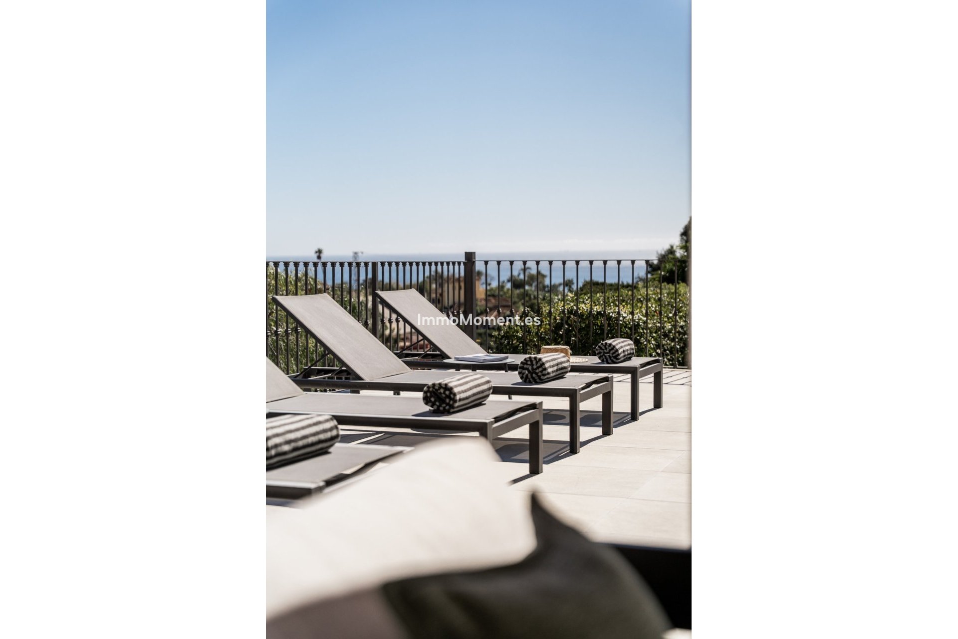 Resale - Villa - Estepona - Selwo