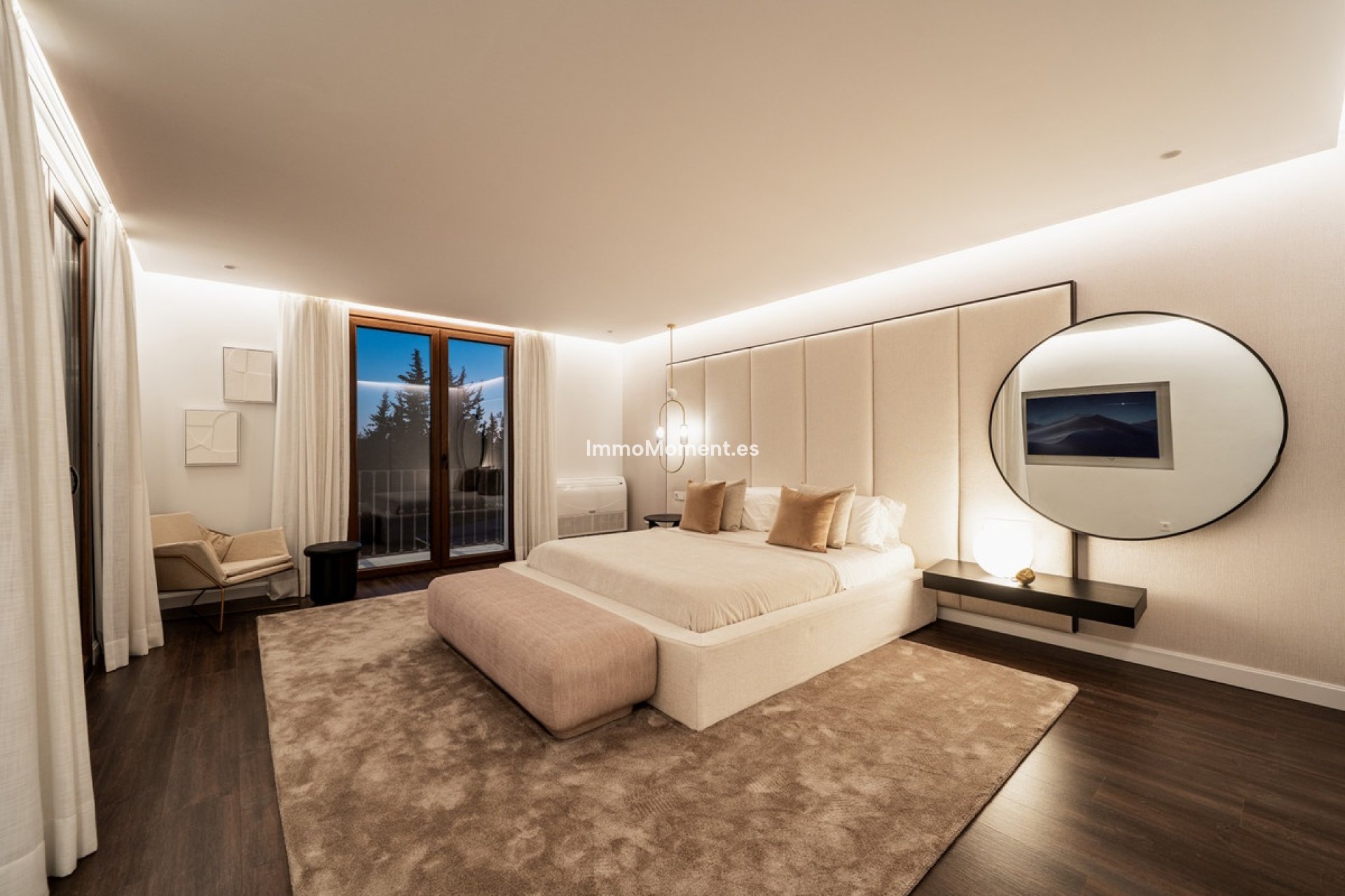 Resale - Villa - Estepona - Selwo