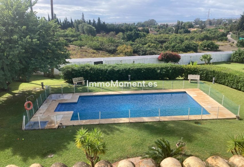 Resale - Villa - Estepona - Selwo