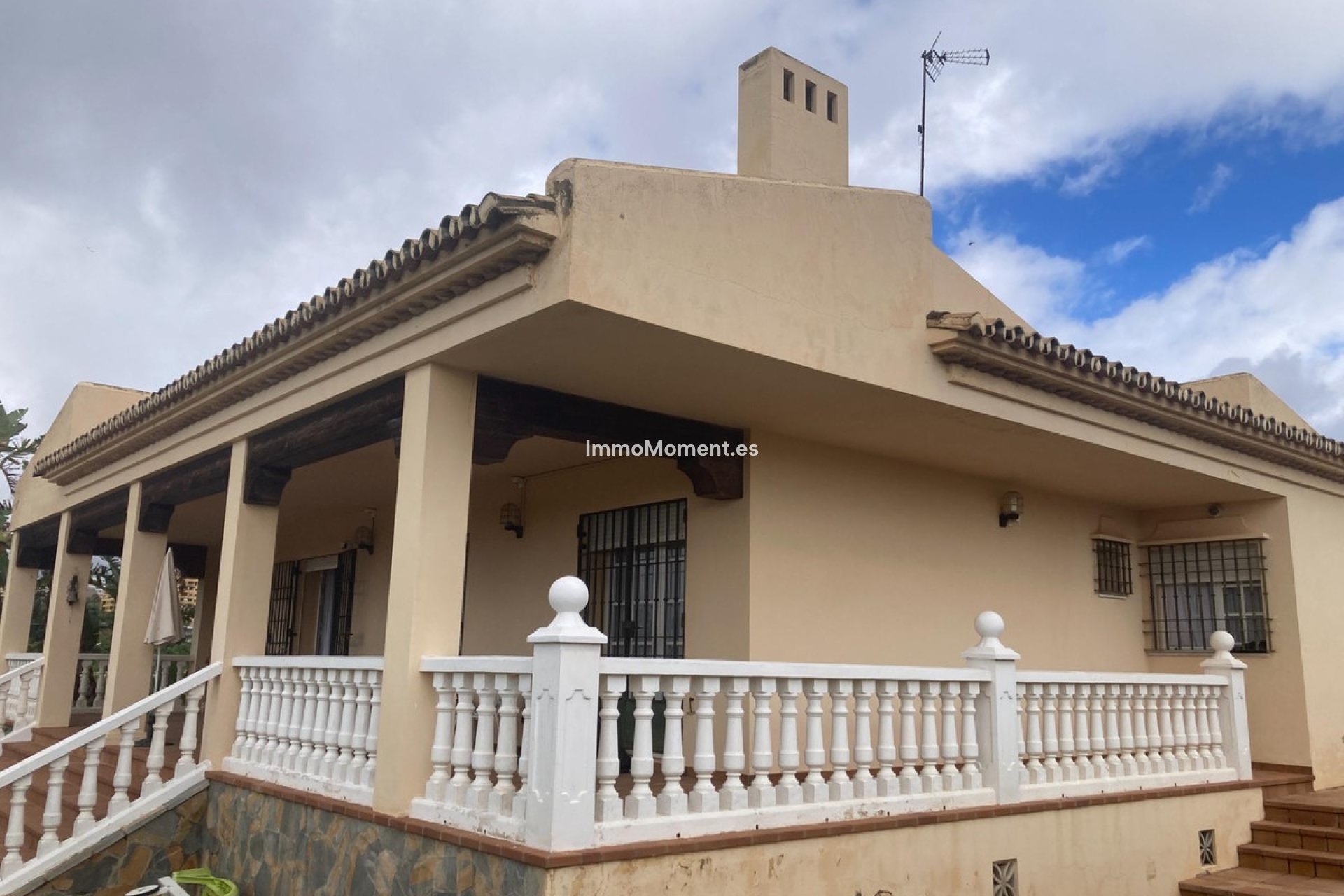 Resale - Villa - Estepona - Selwo