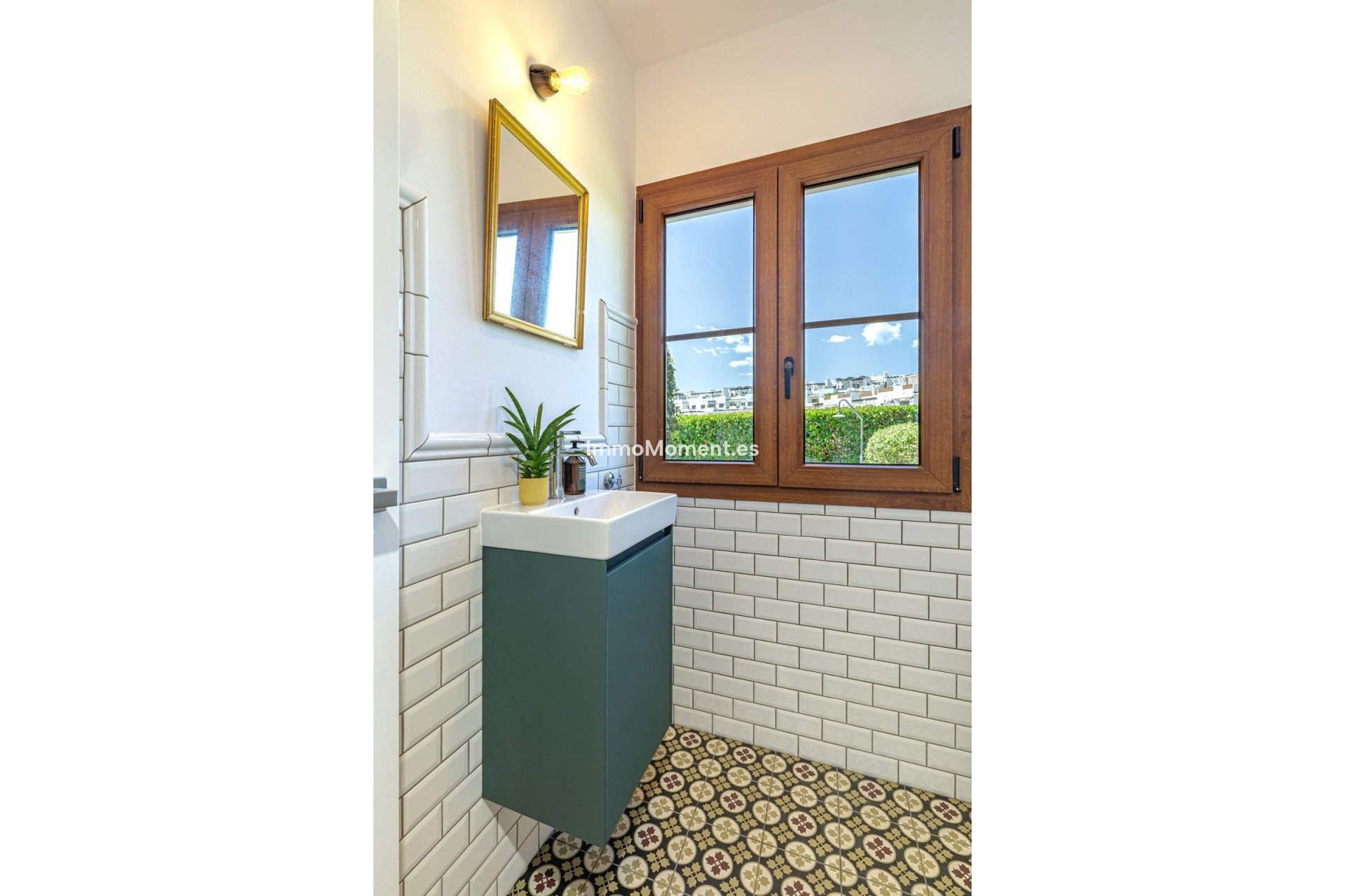 Resale - Villa - Estepona - Selwo