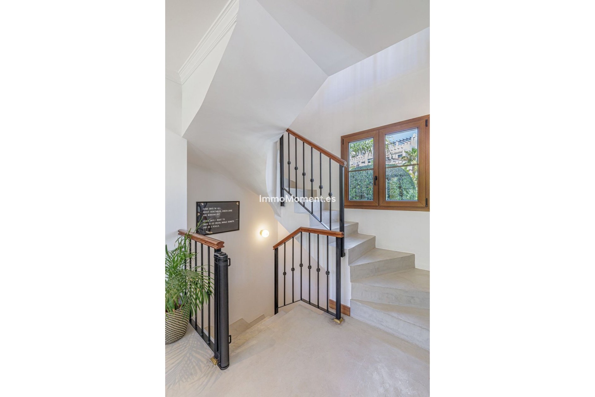 Resale - Villa - Estepona - Selwo