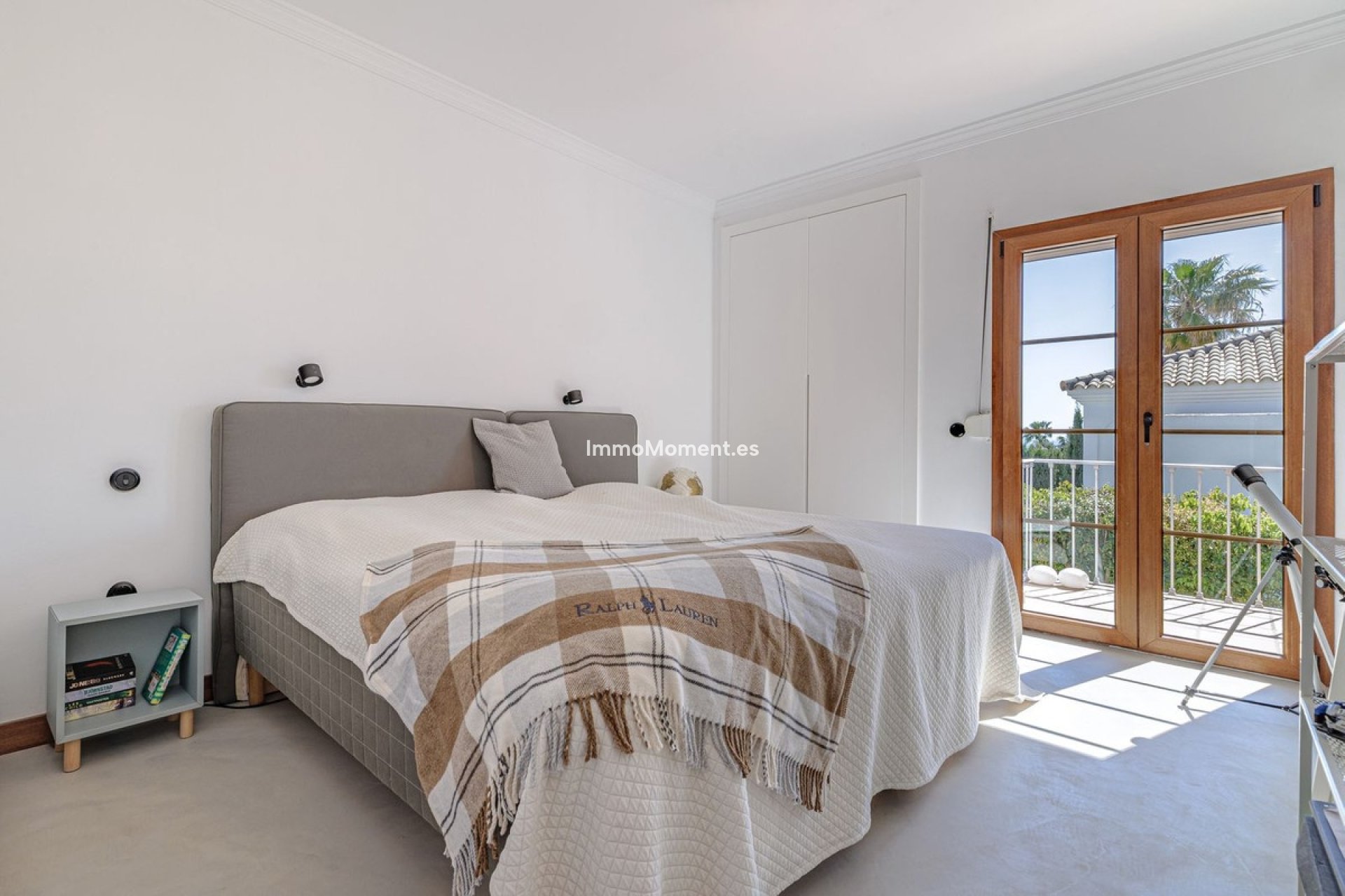 Resale - Villa - Estepona - Selwo