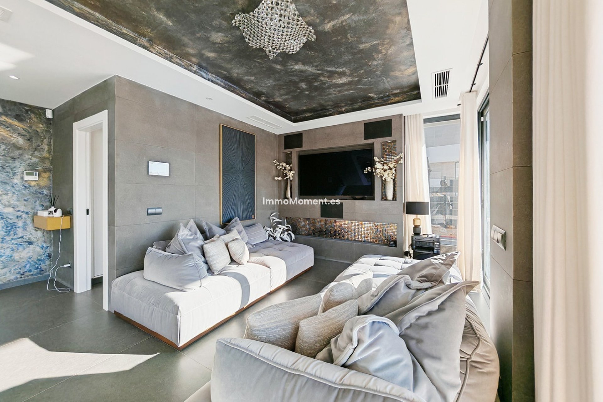 Resale - Villa - Estepona - Valle Romano