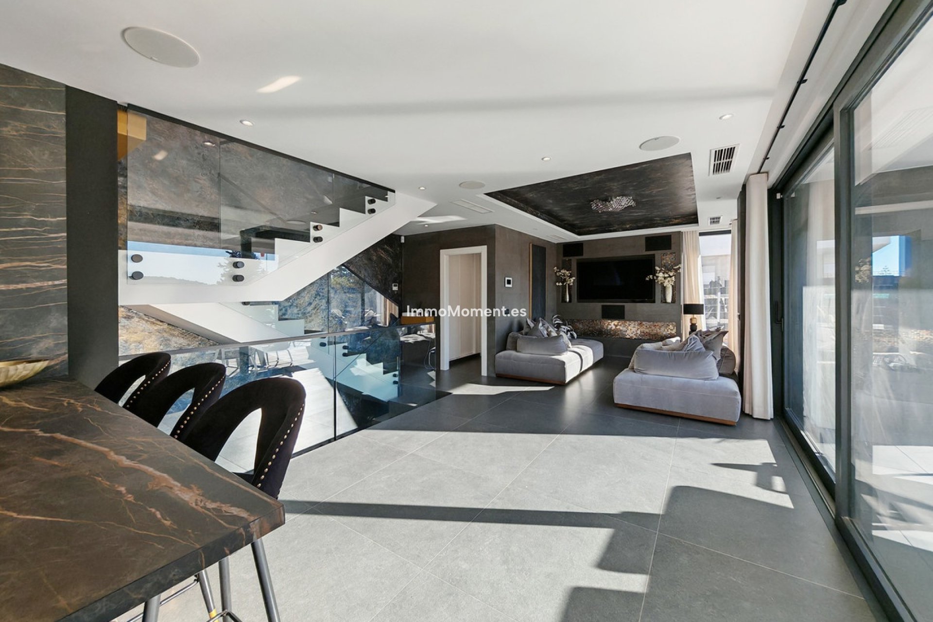 Resale - Villa - Estepona - Valle Romano