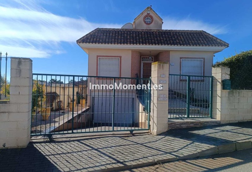 Resale - Villa - Fortuna - El Reloj