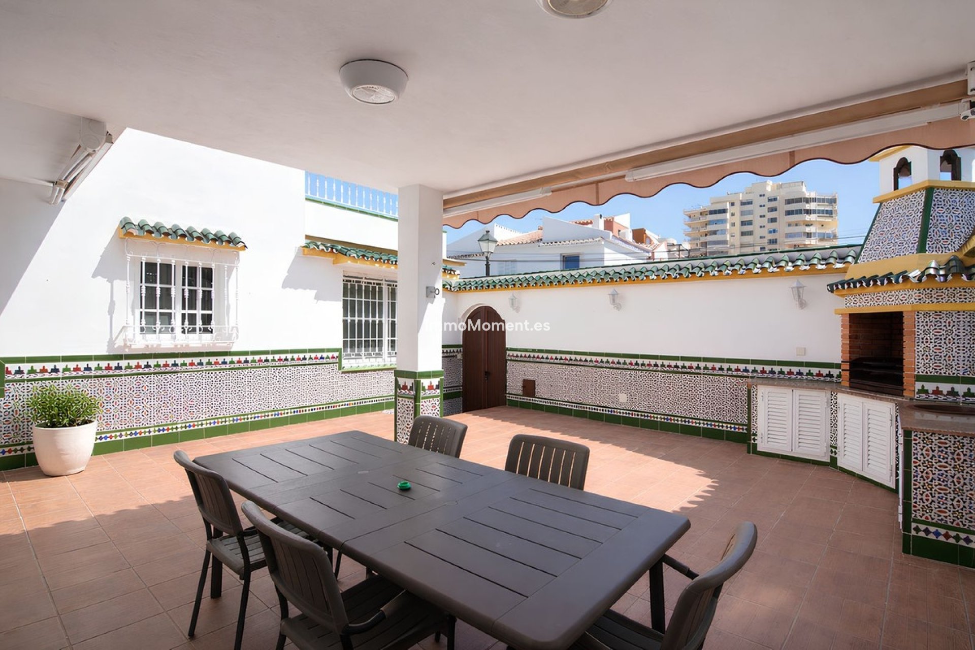 Resale - Villa - Fuengirola - Fuengirola Centro