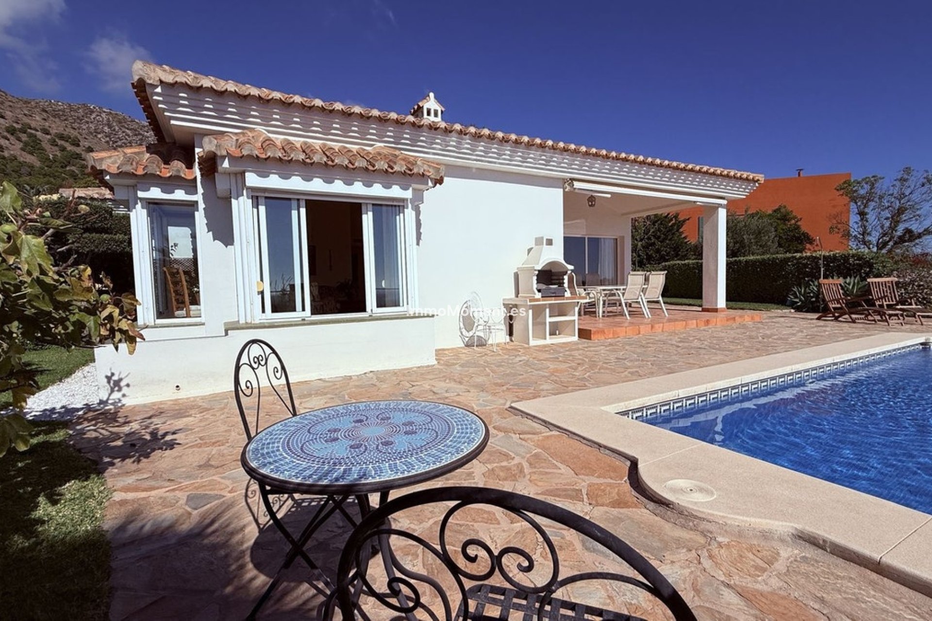 Resale - Villa - Fuengirola - Higueron