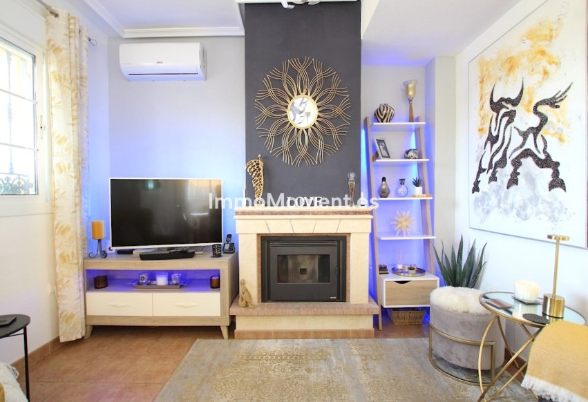 Resale - Villa - Guardamar del Segura - Guardamar del Segura Centro