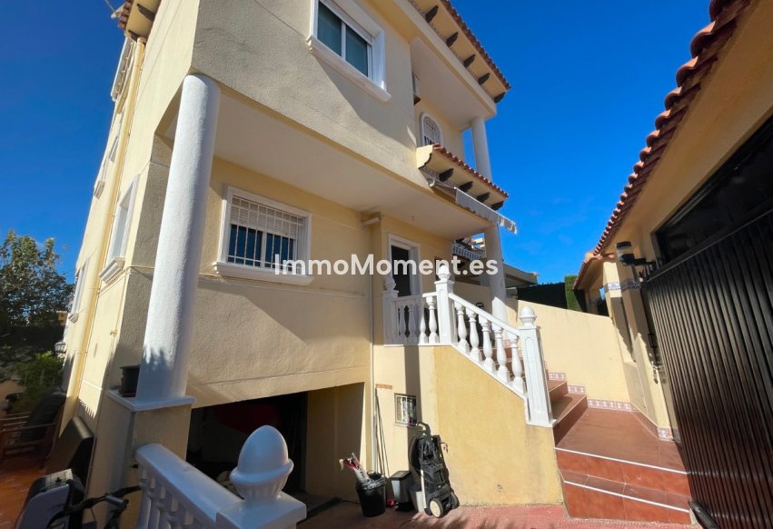 Resale - Villa - Guardamar del Segura - Guardamar del Segura Centro