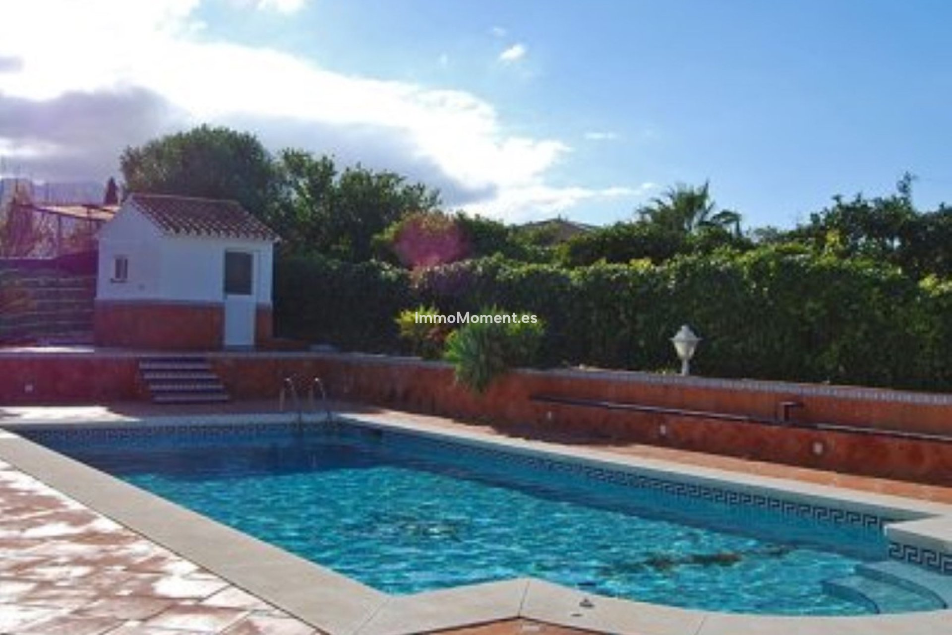 Resale - Villa - Inland  - Alhaurín de la Torre