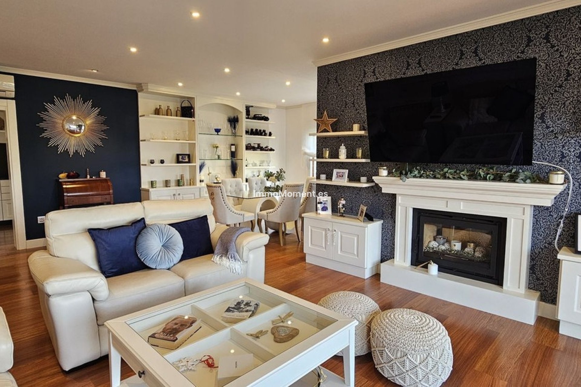 Resale - Villa - Inland  - Alhaurín de la Torre