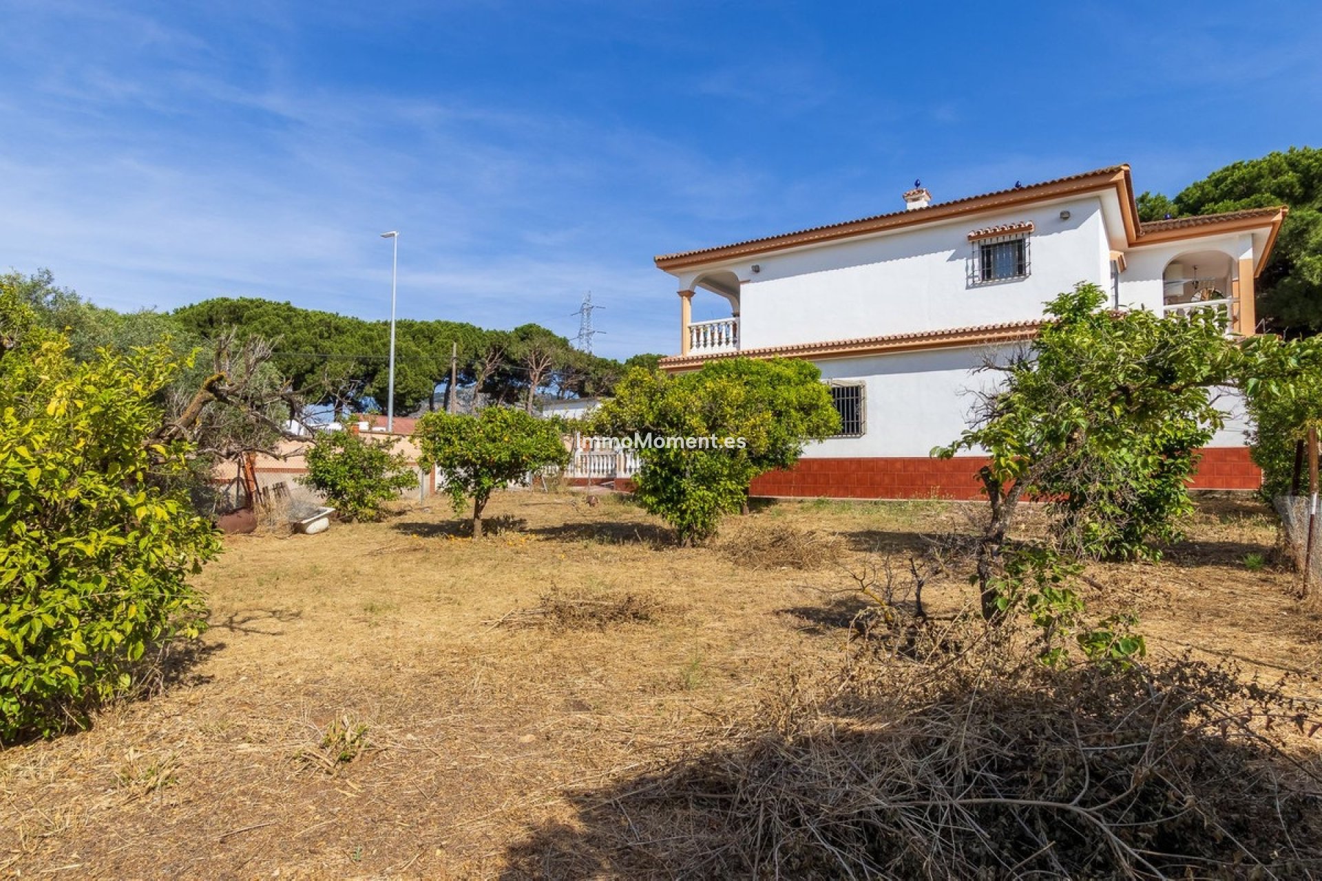 Resale - Villa - Inland  - Alhaurín de la Torre