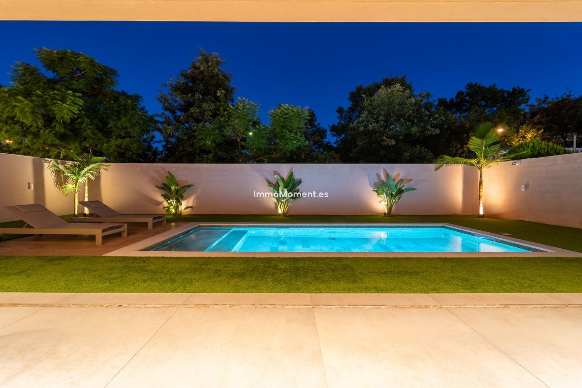 Resale - Villa - Inland  - Alhaurín de la Torre