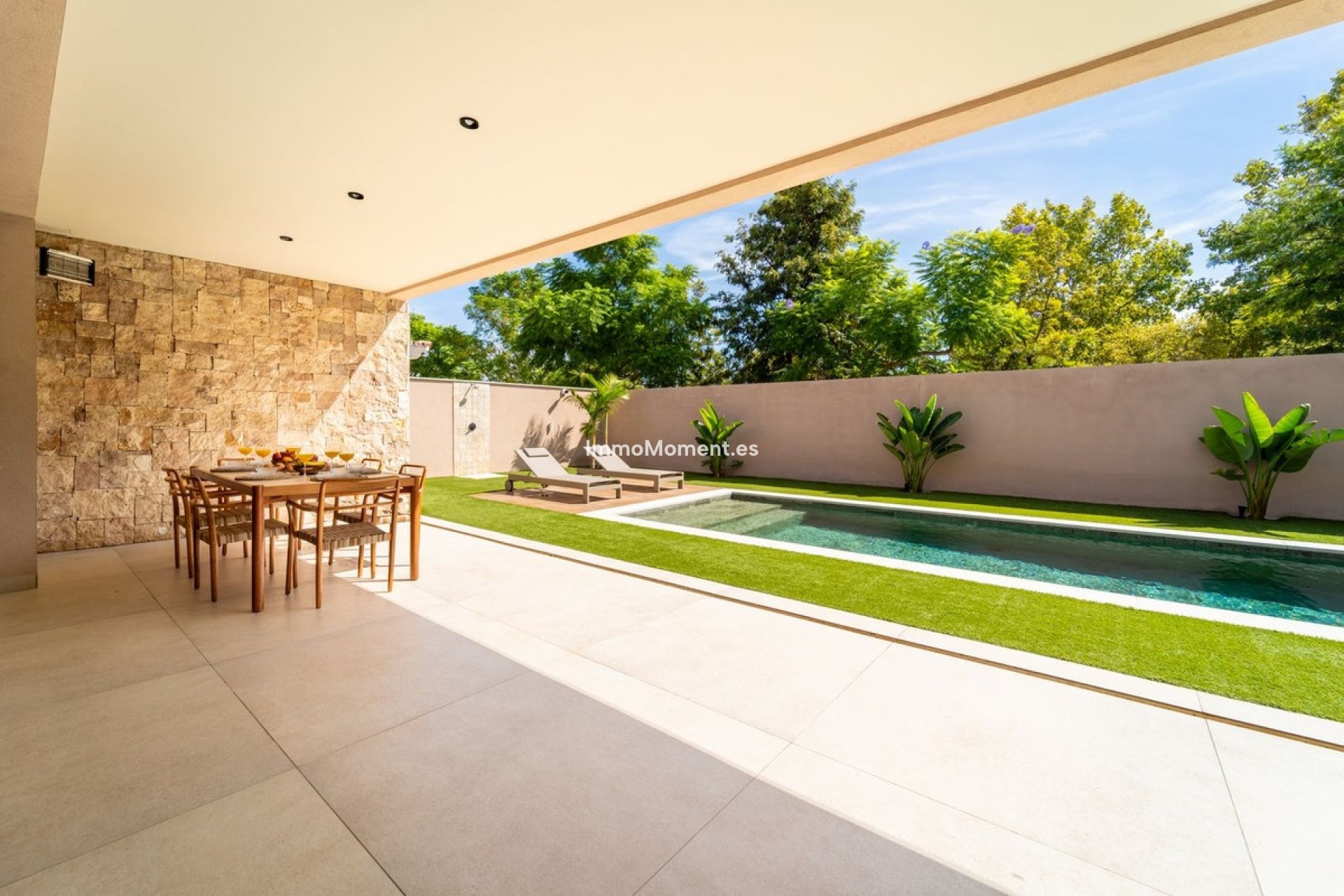 Resale - Villa - Inland  - Alhaurín de la Torre