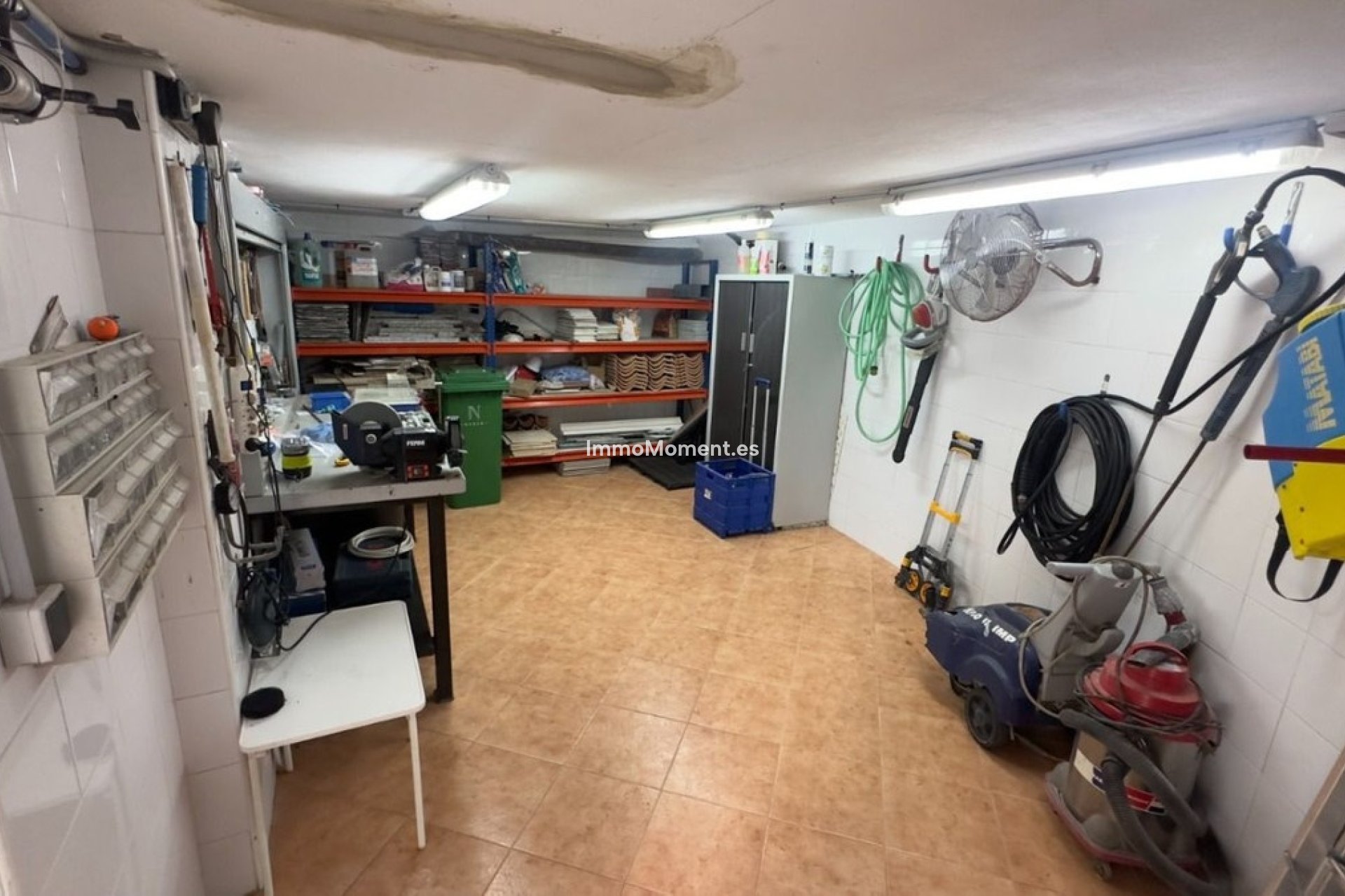 Resale - Villa - Inland  - Alhaurín de la Torre