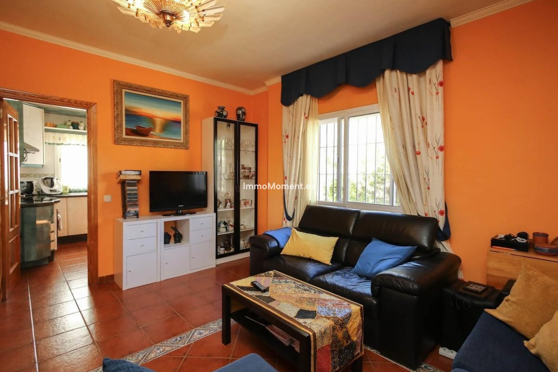 Resale - Villa - Inland  - Alhaurín de la Torre