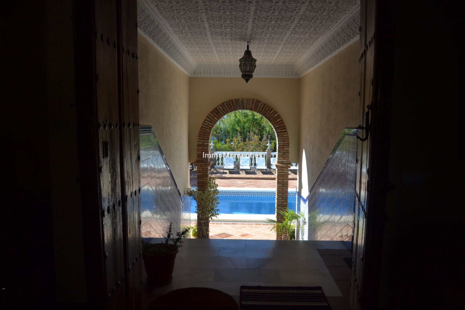 Resale - Villa - Inland  - Alhaurín de la Torre