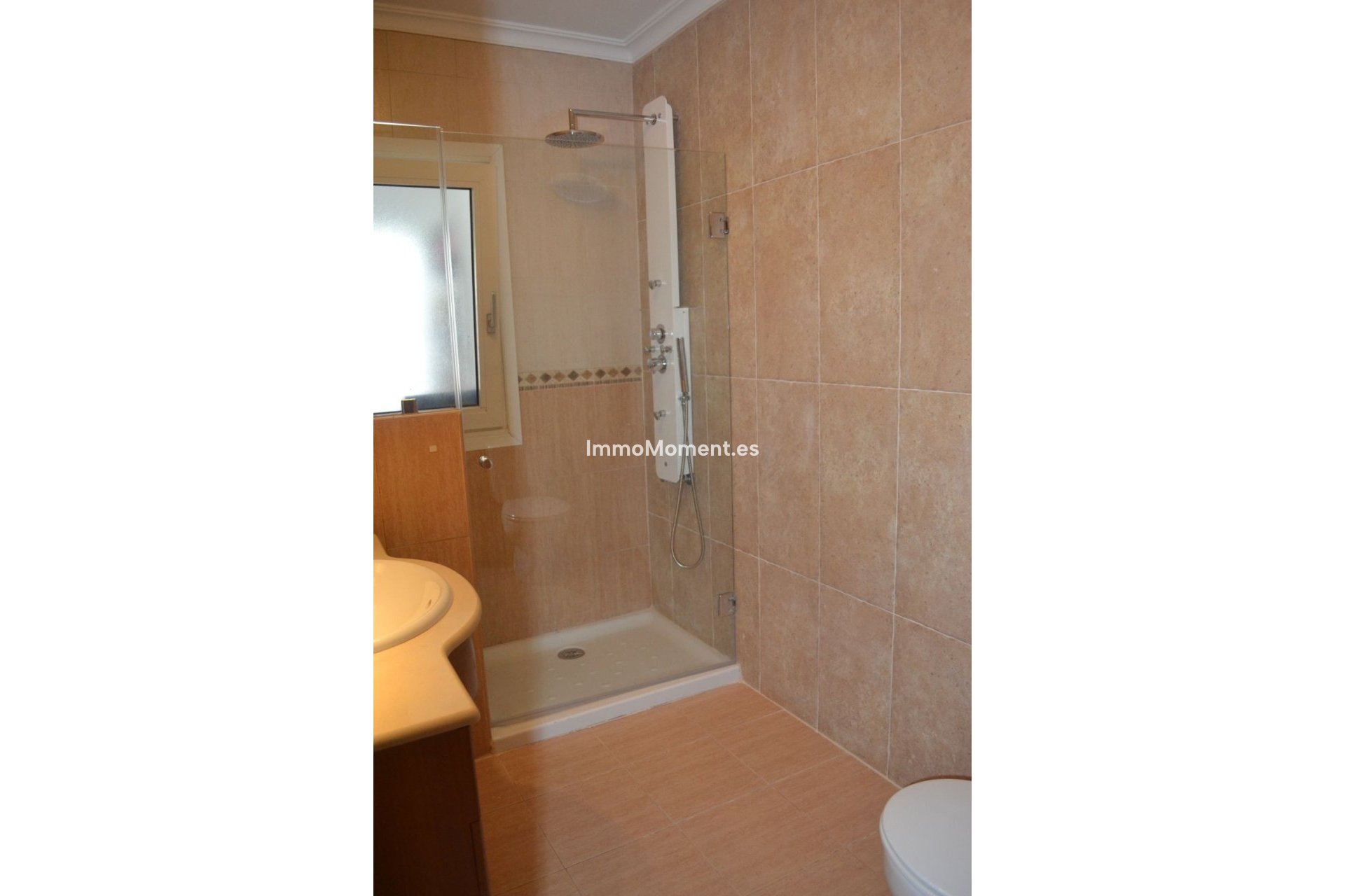 Resale - Villa - Inland  - Alhaurín de la Torre