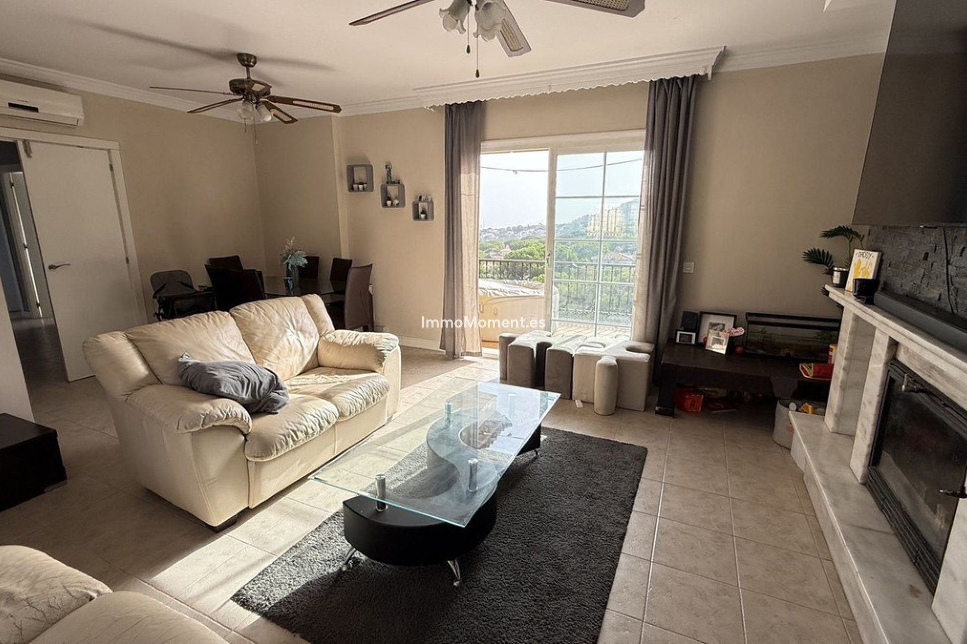 Resale - Villa - Inland  - Alhaurín de la Torre