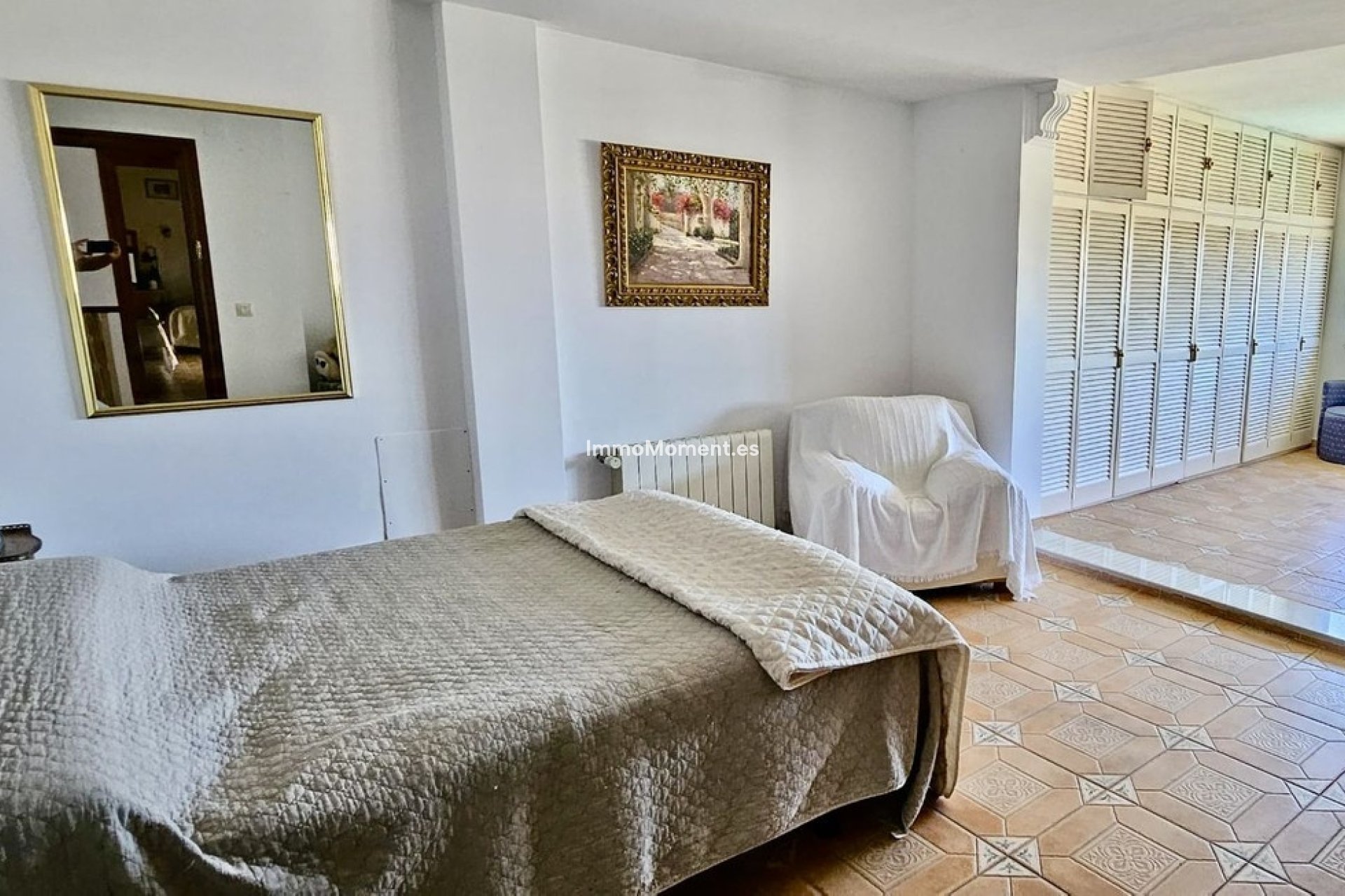 Resale - Villa - Inland  - Alhaurín de la Torre