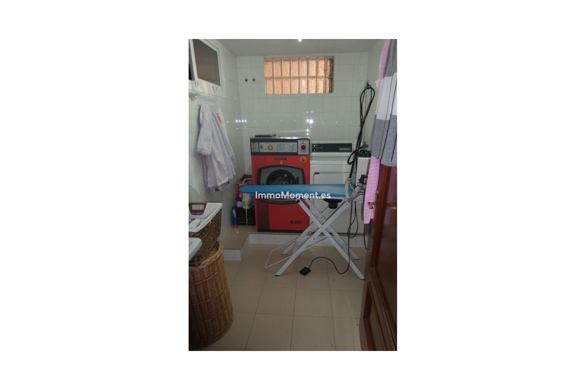 Resale - Villa - Inland  - Alhaurín de la Torre