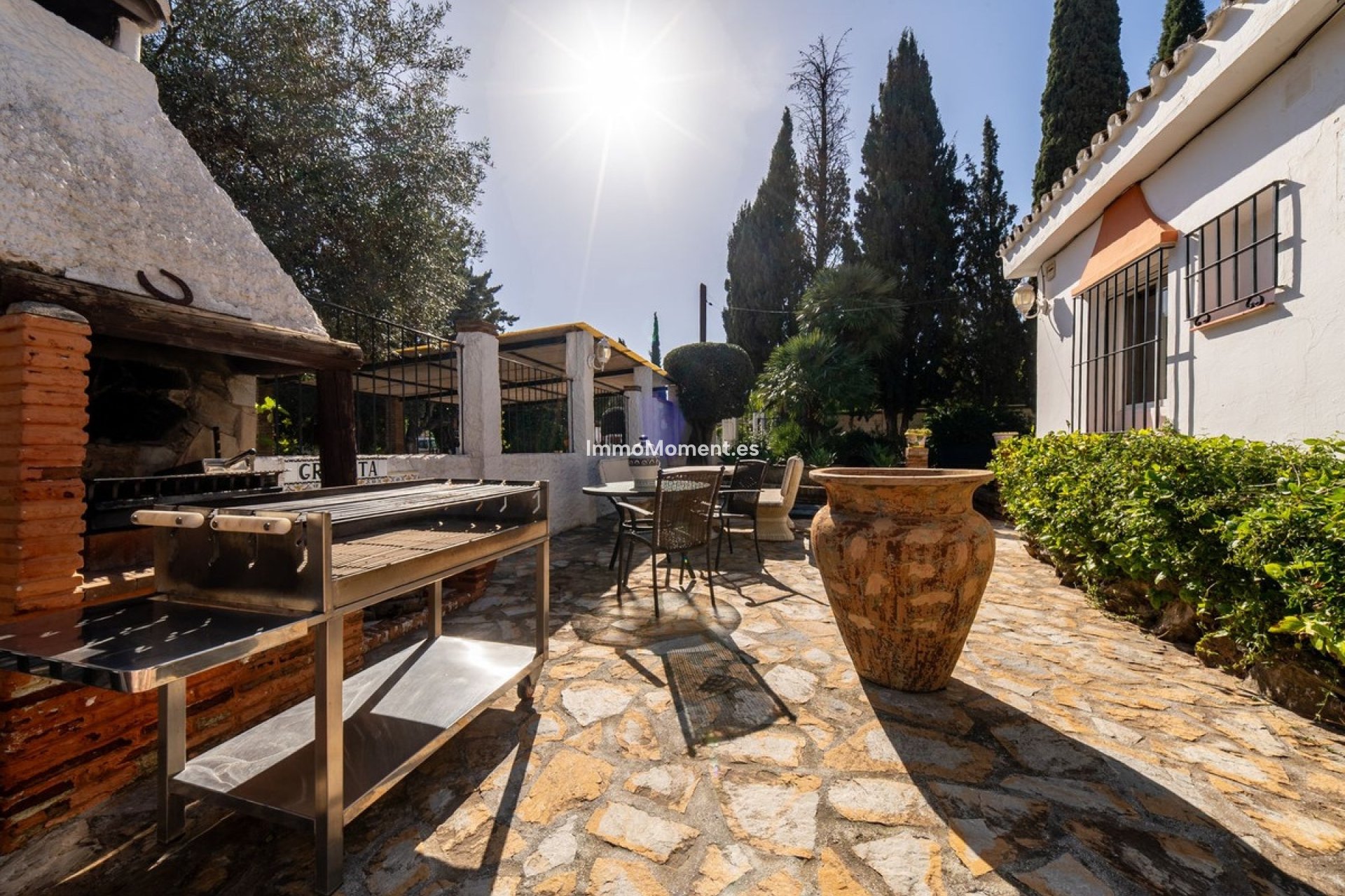 Resale - Villa - Inland  - Alhaurín de la Torre