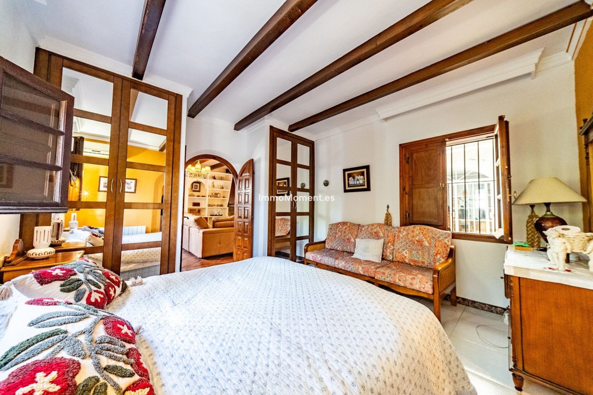 Resale - Villa - Inland  - Alhaurín de la Torre