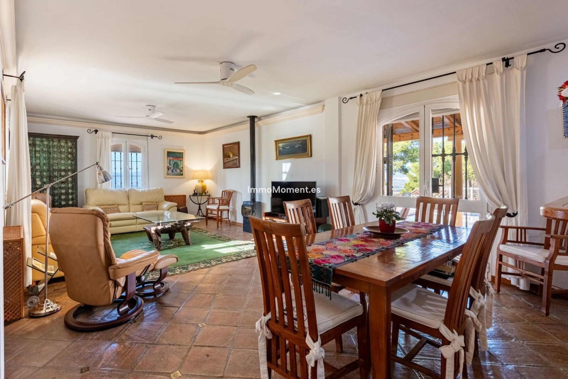 Resale - Villa - Inland  - Alhaurín de la Torre