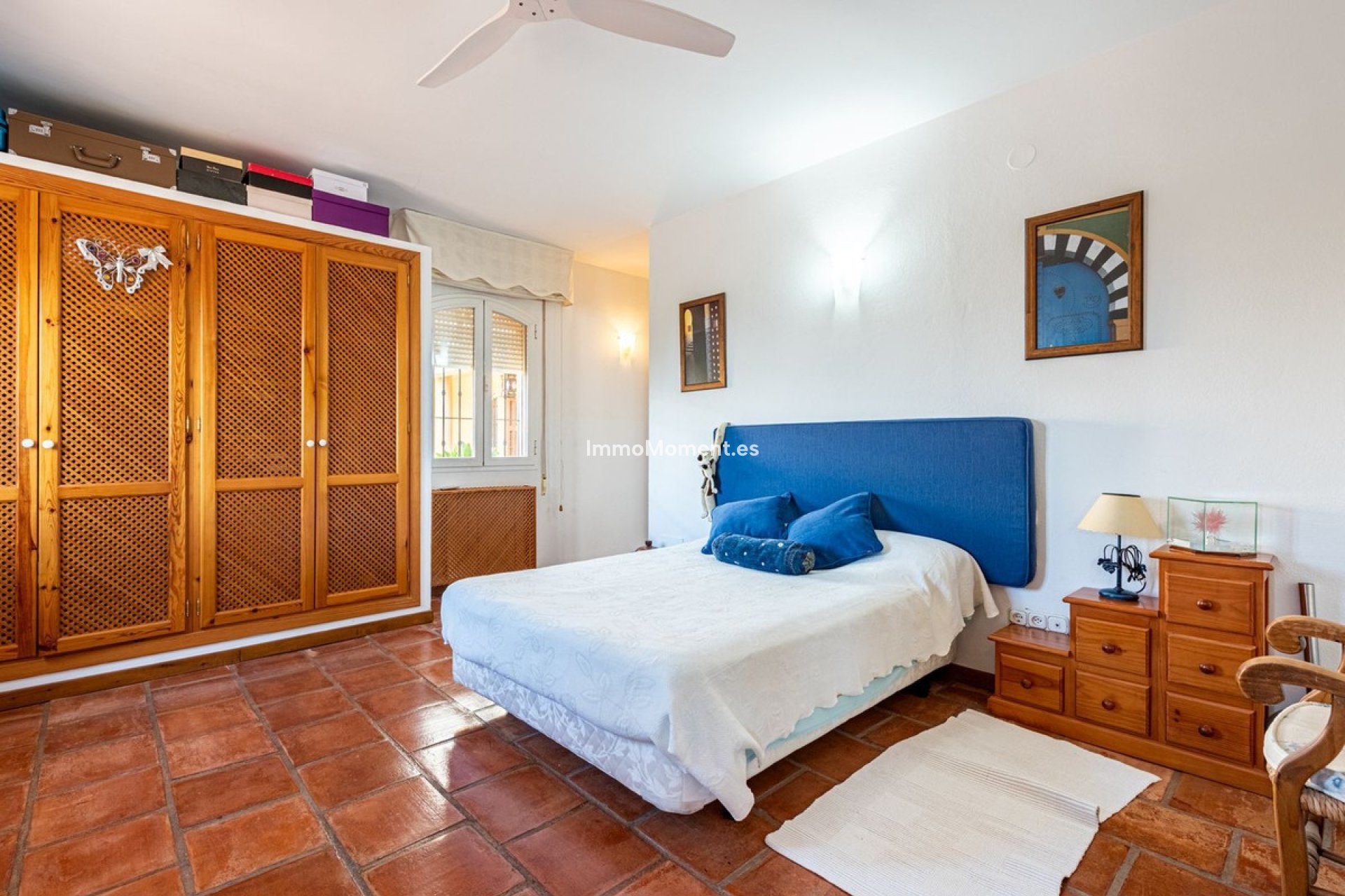 Resale - Villa - Inland  - Alhaurín de la Torre