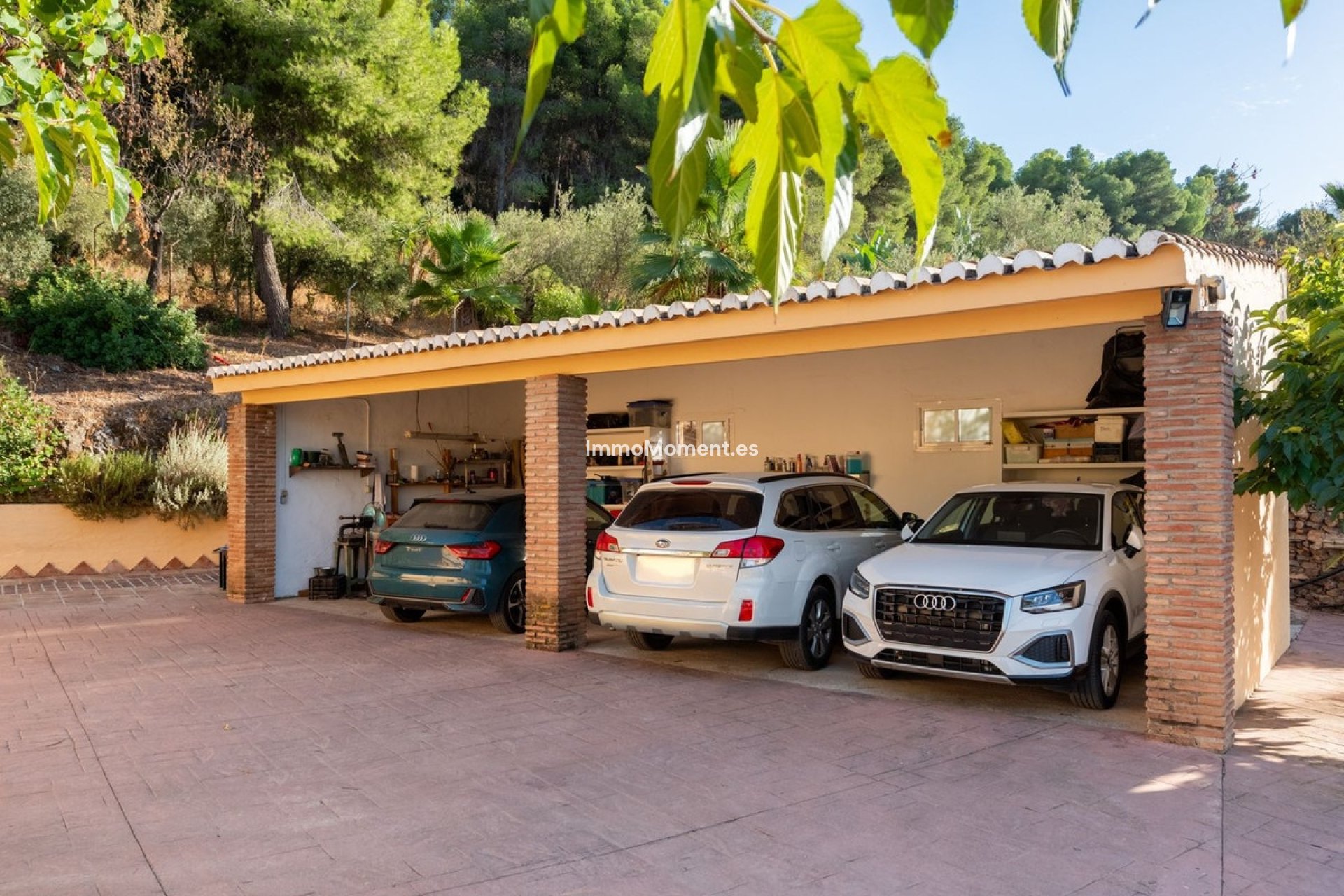 Resale - Villa - Inland  - Alhaurín de la Torre