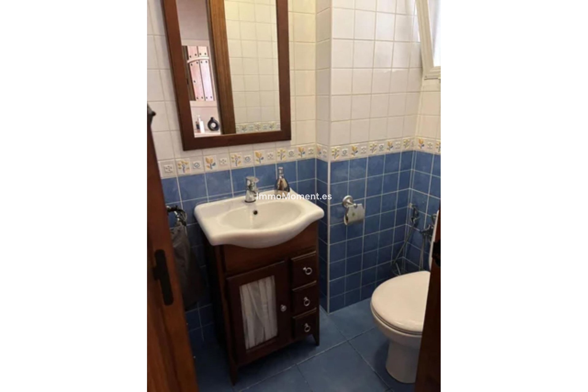 Resale - Villa - Inland  - Alhaurín de la Torre