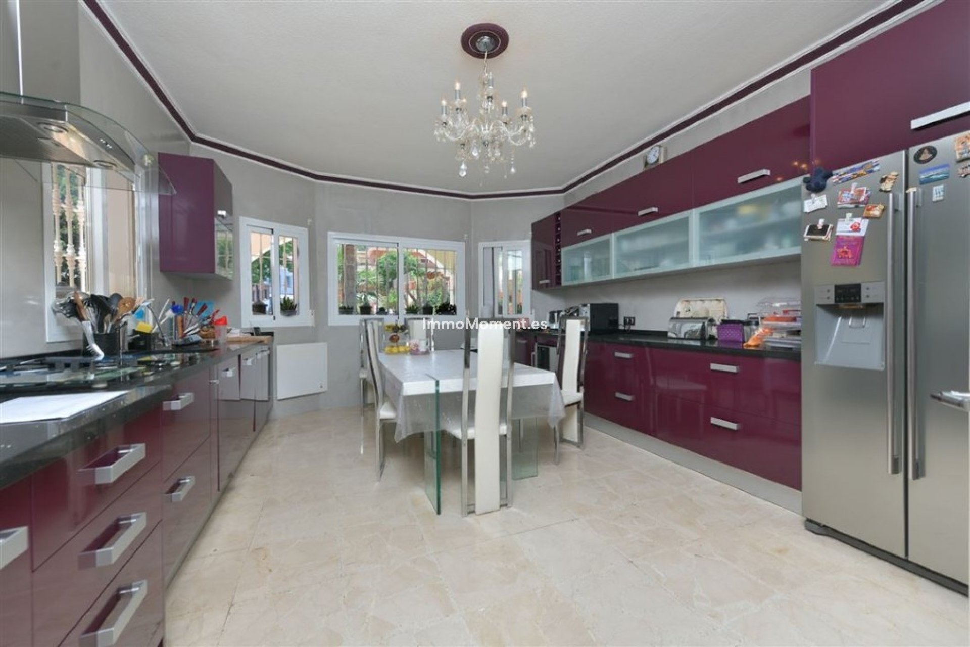 Resale - Villa - Inland  - Alhaurín de la Torre