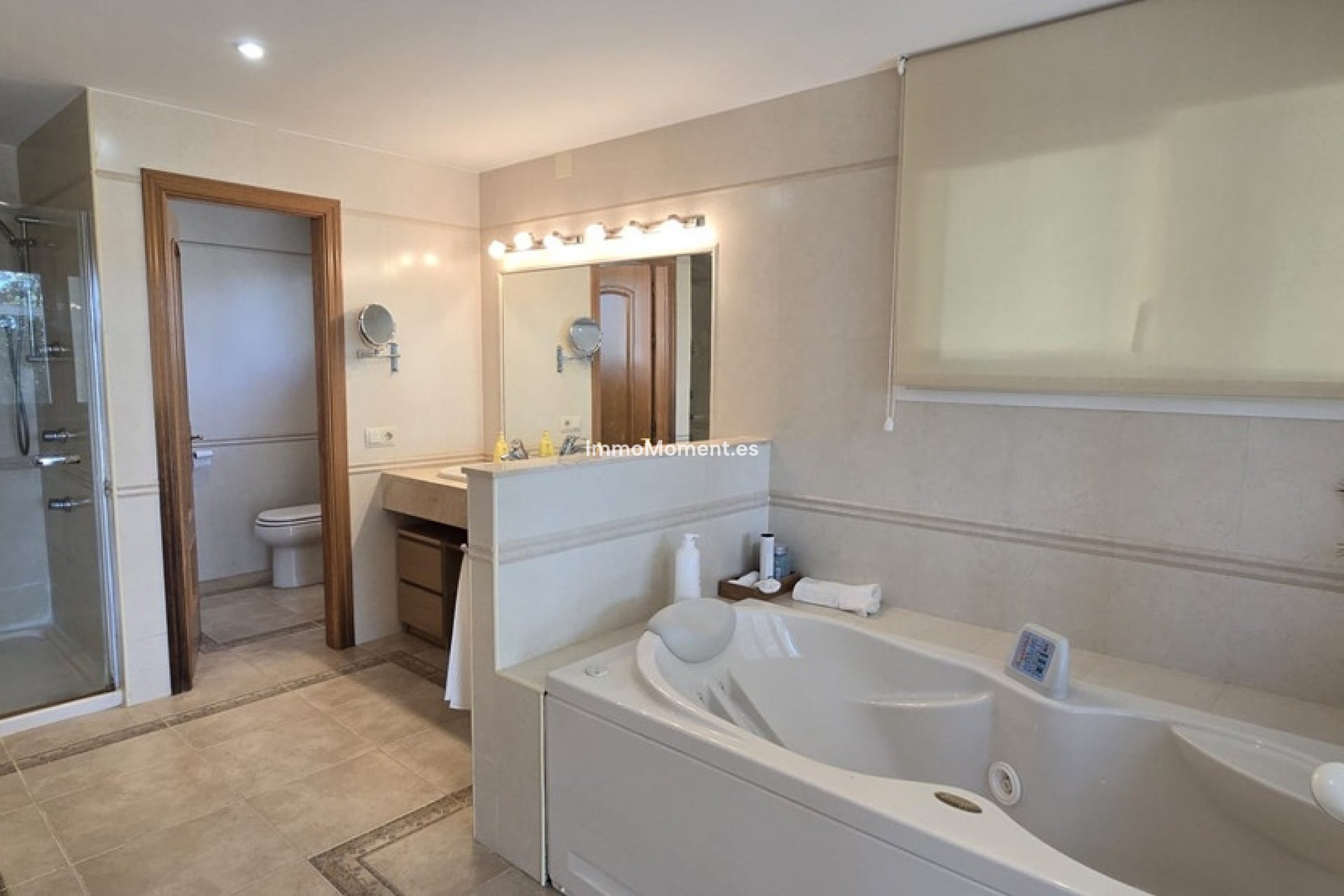 Resale - Villa - Inland  - Alhaurín de la Torre