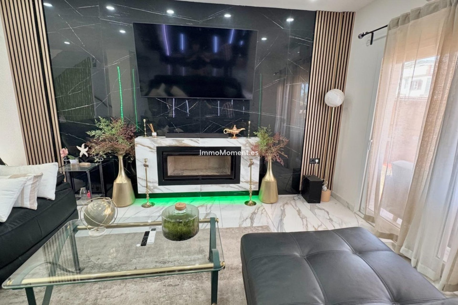 Resale - Villa - Inland  - Alhaurín de la Torre